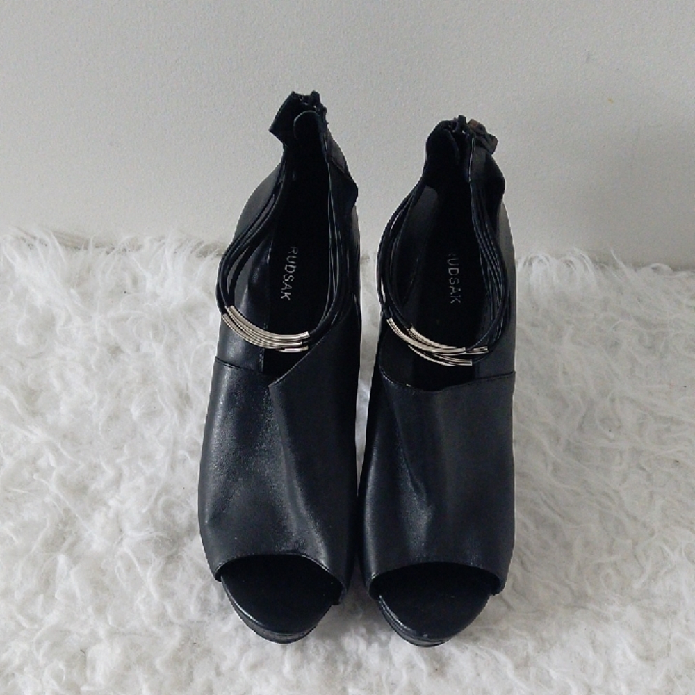 Rudsak leather black high heels